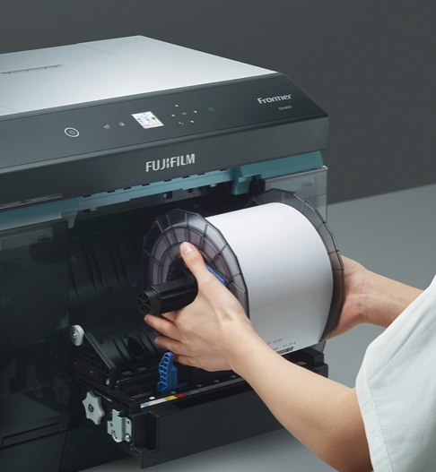 Using roll paper, various paper sizes from 89 × 50 mm to 210 × 1,000 mm