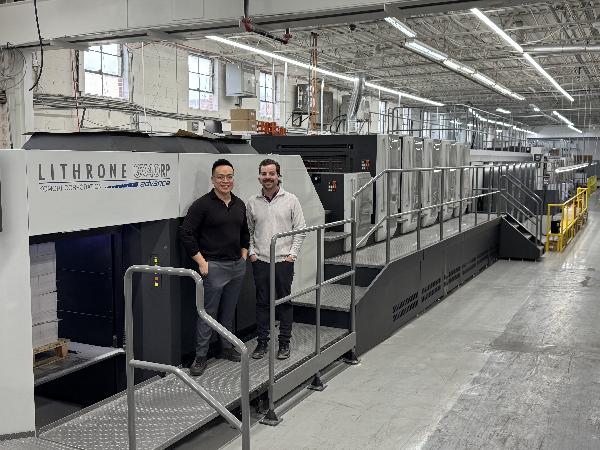 L to R Benson Hong President Best Deal , Brad Ranson Vice President and General Manager Komcan Inc.